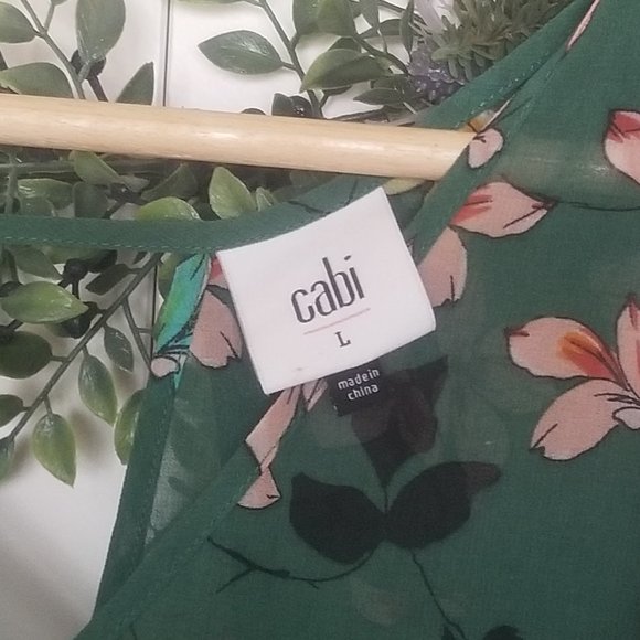 EUC CAbi Shadow Blouse & Cami- Size Large - Picture 4 of 6